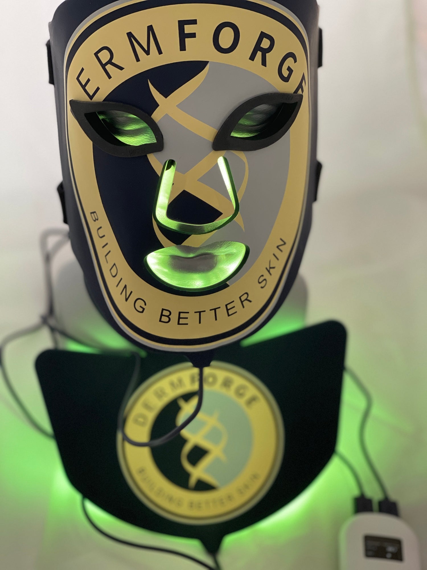 How LED Masks Revitalizes Dull Skin