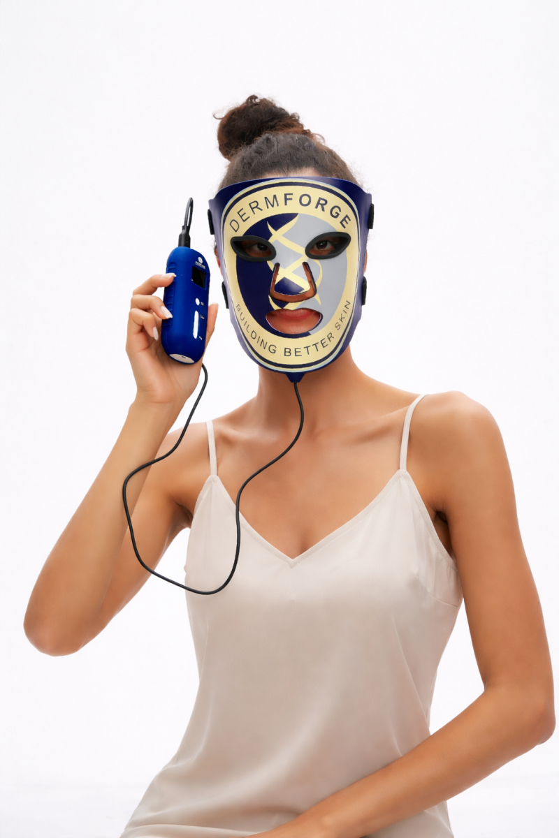 How LED Light Therapy Masks Can Transform Aging Skin at Home
